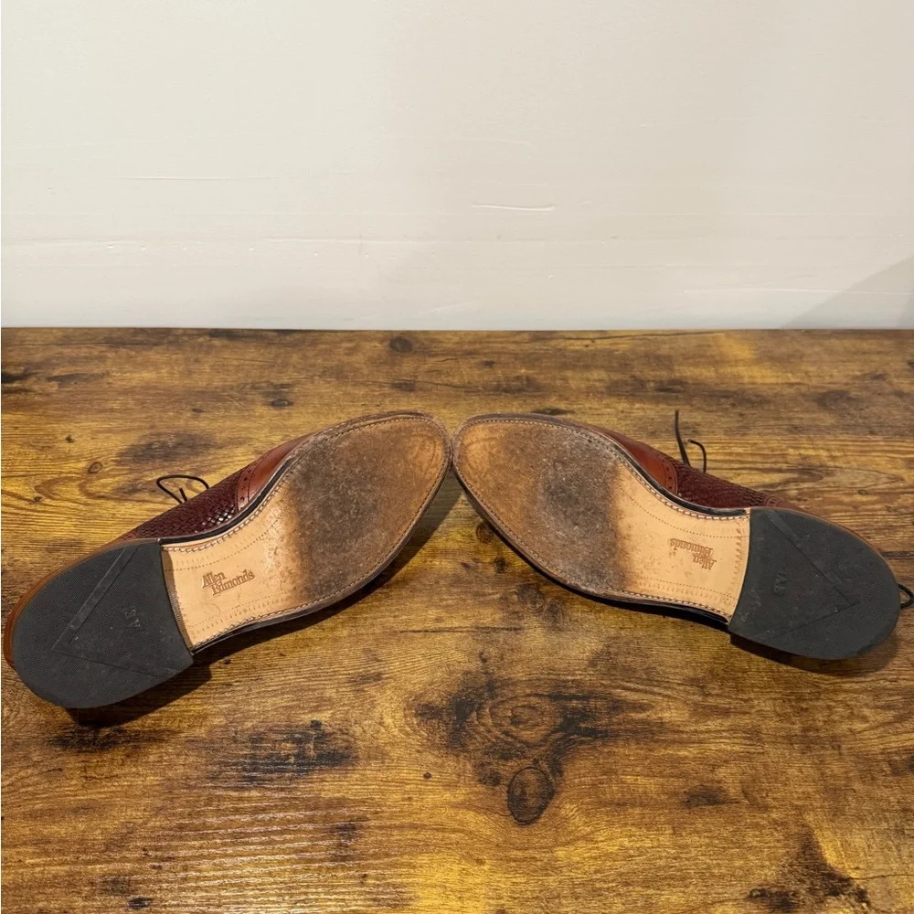 Allen Edmonds men’s wingtips - Picture 7 of 11
